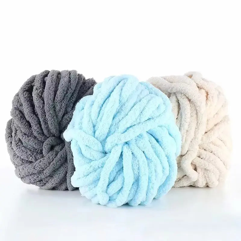 500g of Thick Chenille Yarn for Blankets, Ultra-Soft, Thick, Fluffy,
