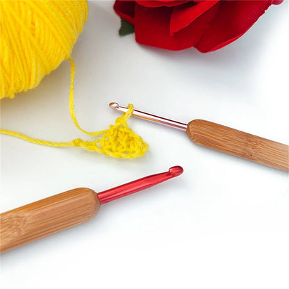 9Pcs Bamboo Crochet Hooks Set Lace Crochet Needles 2.0mm 6.0mm