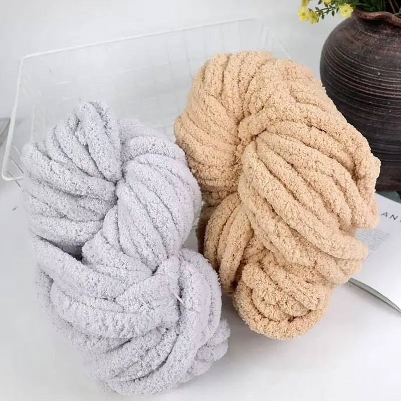 500g of Thick Chenille Yarn for Blankets, Ultra-Soft, Thick, Fluffy,
