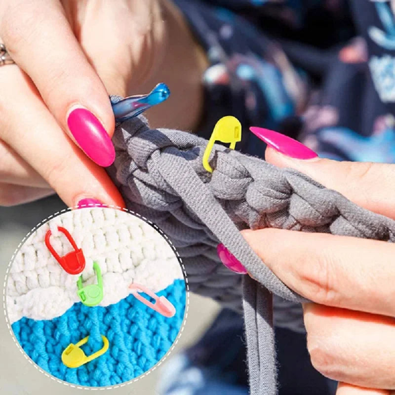 Crochet Knitting Craft Sewing Needle Tool Plastic Locking Stitch Markers