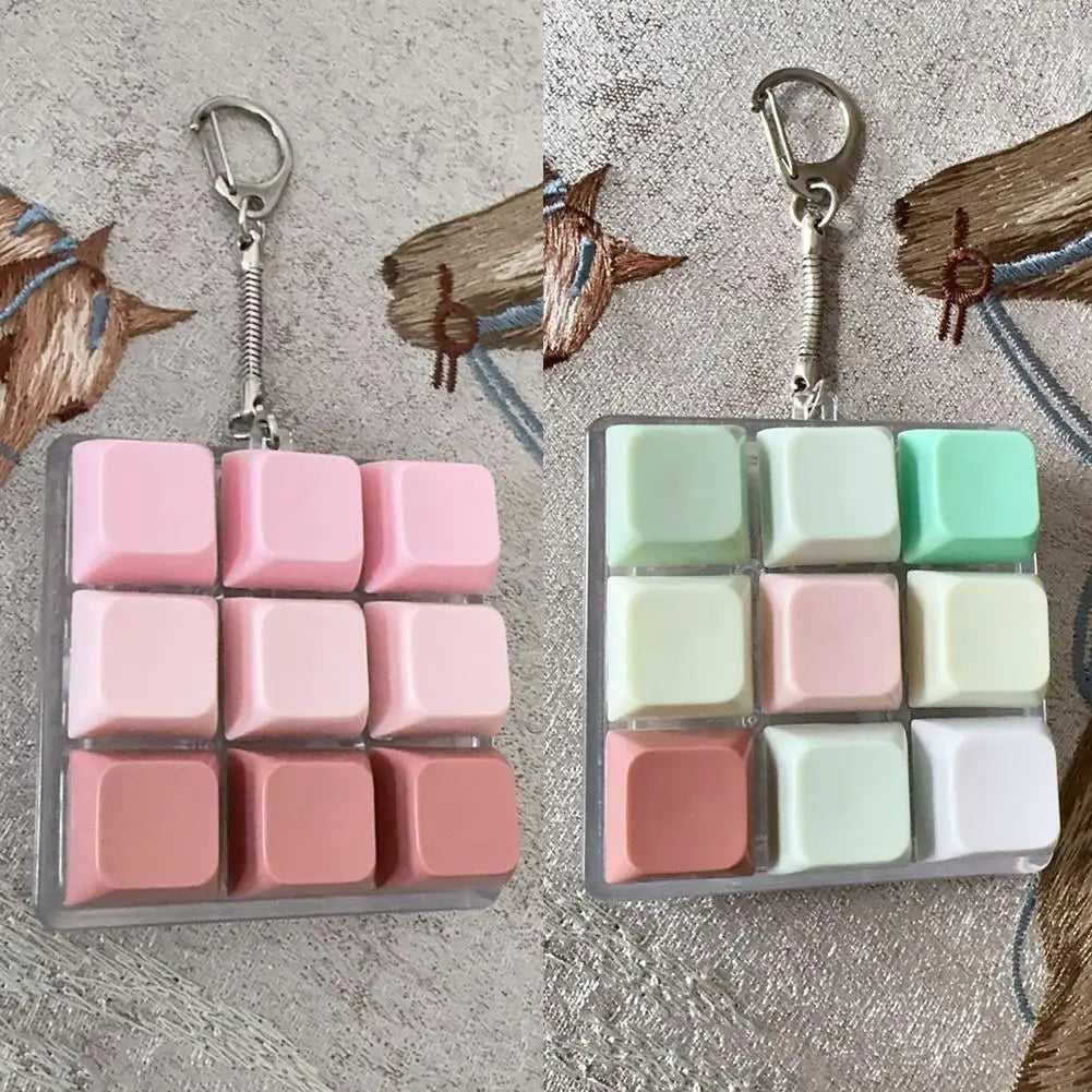 New Fidget Keychain DIY Keyboard Fidget Keychain Keys Button Relief